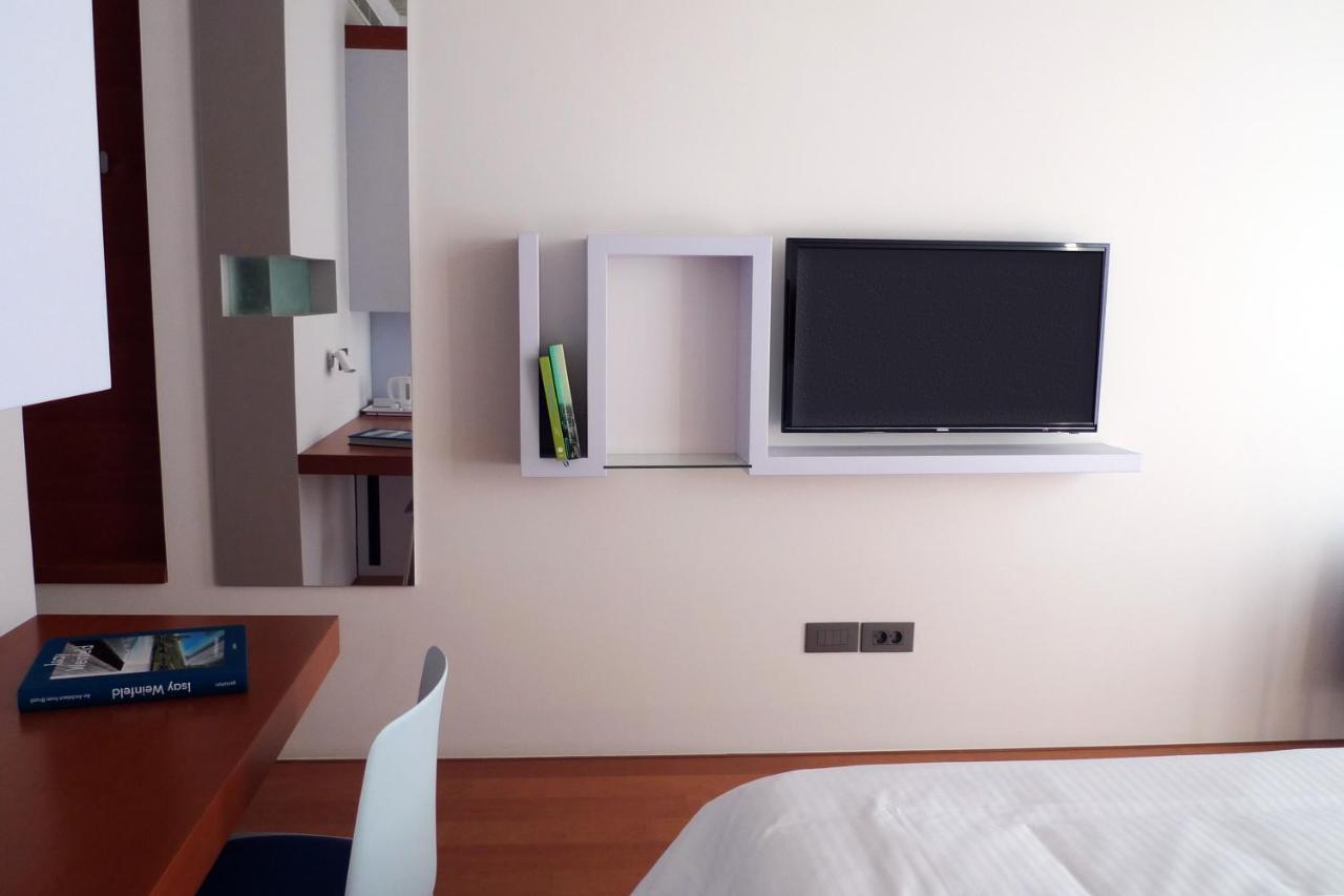 Bossa Nova Beirut Hotel エクステリア 写真