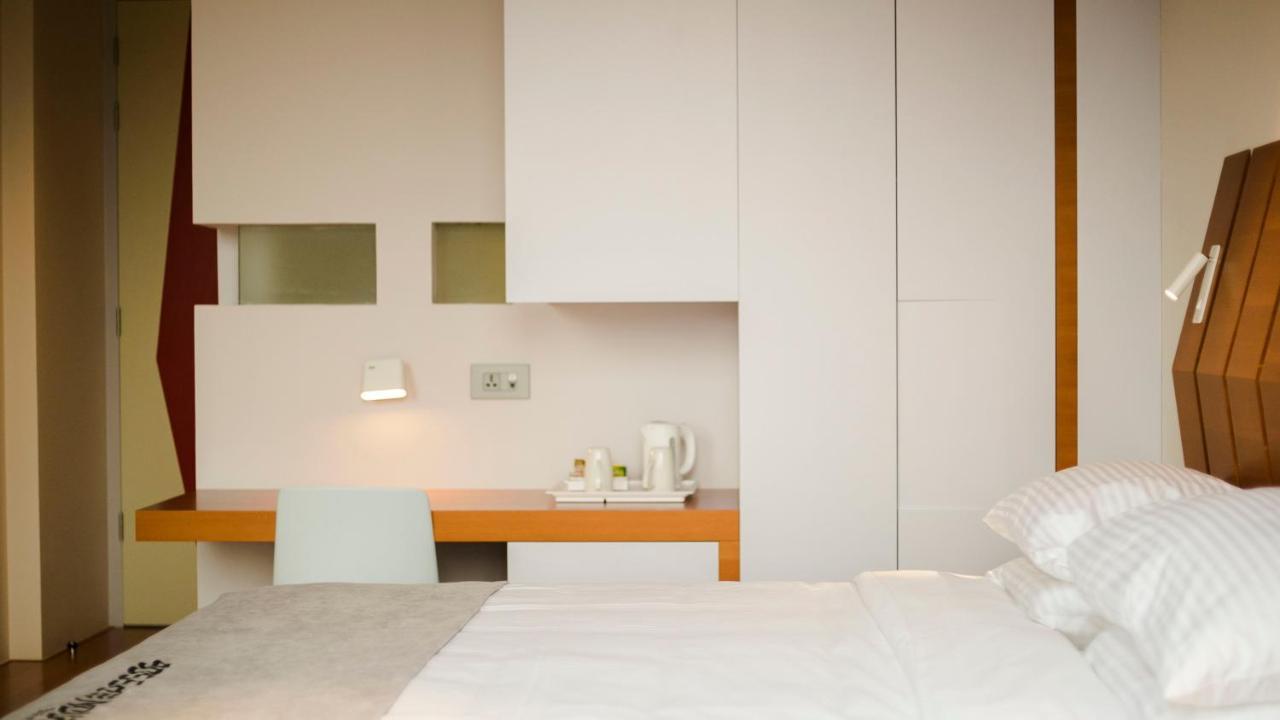 Bossa Nova Beirut Hotel エクステリア 写真
